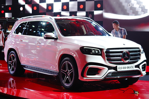 GLS 450 4MATIC 2026 giá từ 5,68 tỷ đồng cùng những nâng cấp đáng chú ý