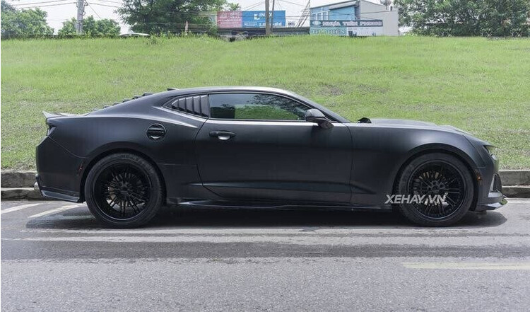Hà Nội: Chevrolet Camaro 2017 ZL1 Lột Xác Phong Cách - Ảnh 8 Hà Nội: Chevrolet Camaro 2017 ZL1 Lột Xác Phong Cách - Ảnh 8