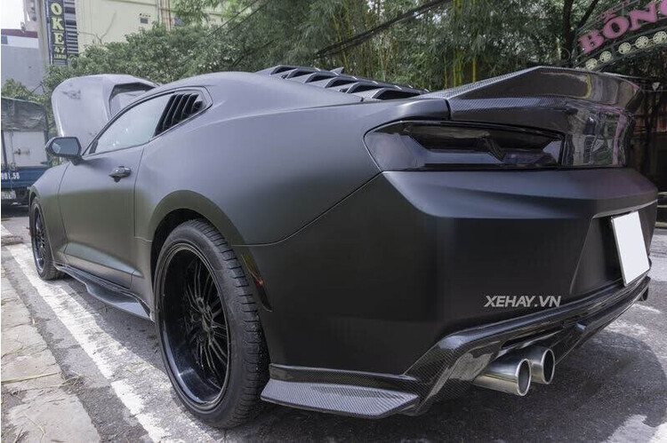 Hà Nội: Chevrolet Camaro 2017 ZL1 Lột Xác Phong Cách - Ảnh 11 Hà Nội: Chevrolet Camaro 2017 ZL1 Lột Xác Phong Cách - Ảnh 11