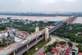 Hàn 1,5 triệu đinh neo lên mặt cầu Thăng Long