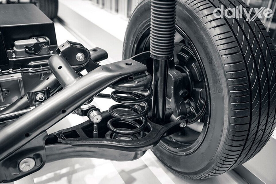 Bộ phận giảm chấn giúp xe vận hành êm ái trên cuộc hành trình