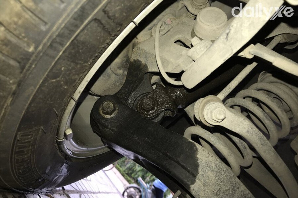 Dầu phanh bị rò rỉ sẽ dẫn đến mất dầu phanh