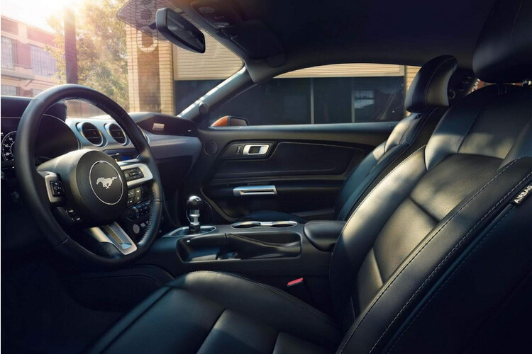 Ford Mustang 2018 bản động cơ 2.3 EcoBoost, công suất 310 mã lực, giá hơn 2 tỷ - Hình 35 Ford Mustang 2018 bản động cơ 2.3 EcoBoost, công suất 310 mã lực, giá hơn 2 tỷ - Hình 35