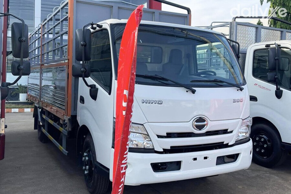 Hino Series 300 là dòng xe tải hạng trung có thương hiệu đến từ Nhật Bản