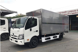 Xe Tải Hino XZU710 2.5 Tấn Thùng Kín