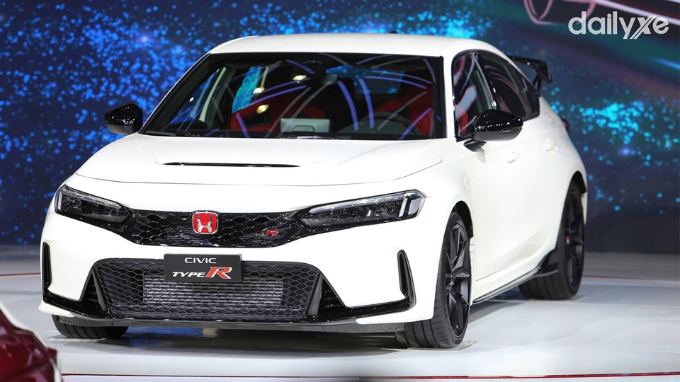 Honda Civic Type R sở hữu vẻ ngoài hầm hố và thể thao