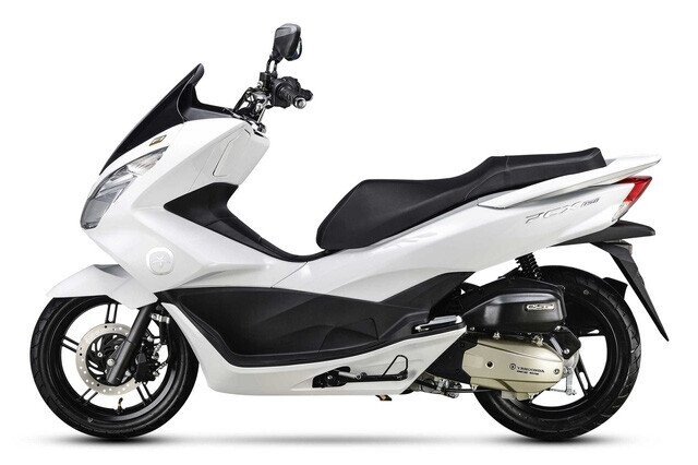 Mô Hình Xe Máy Honda Pcx Mbtech Riders  Camaro Độc Đáo Sống Động  HolCim   Kênh Xây Dựng Và Nội Thất