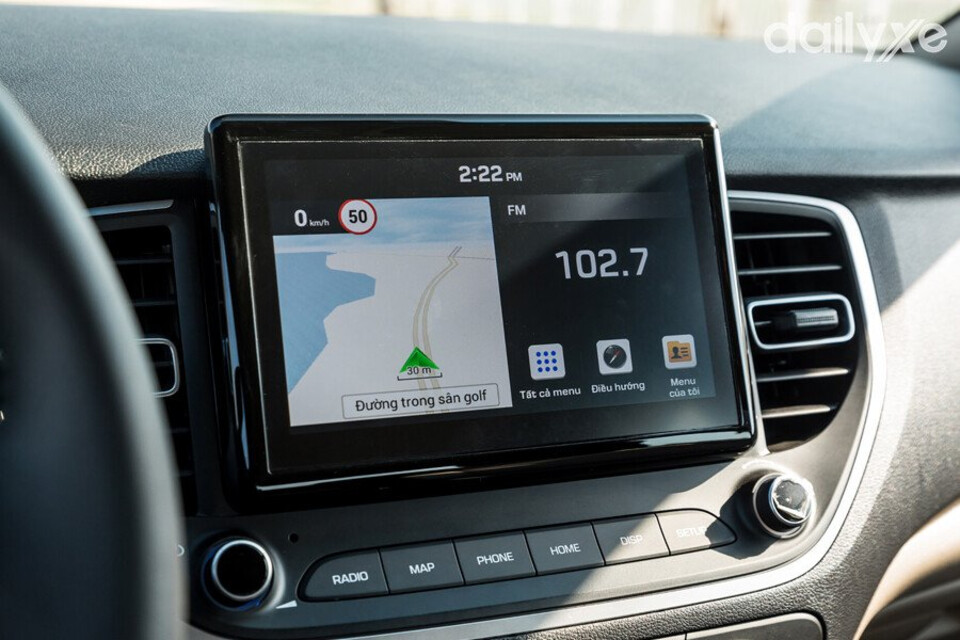 Hyundai Accent trang bị màn hình giải trí tiện nghi