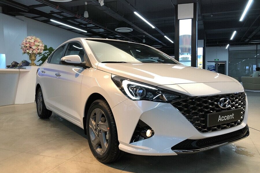 Hyundai Accent 2021 bản tiêu chuẩn bất ngờ lộ diện tại Việt Nam