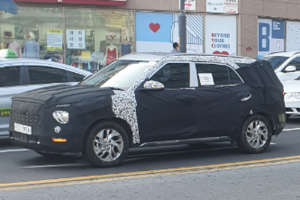 Hyundai Creta phiên bản 7 chỗ lộ diện trên phố
