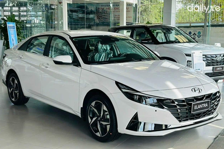 Hyundai Elantra N-Line (Máy xăng) Hyundai Elantra N-Line (Máy xăng)