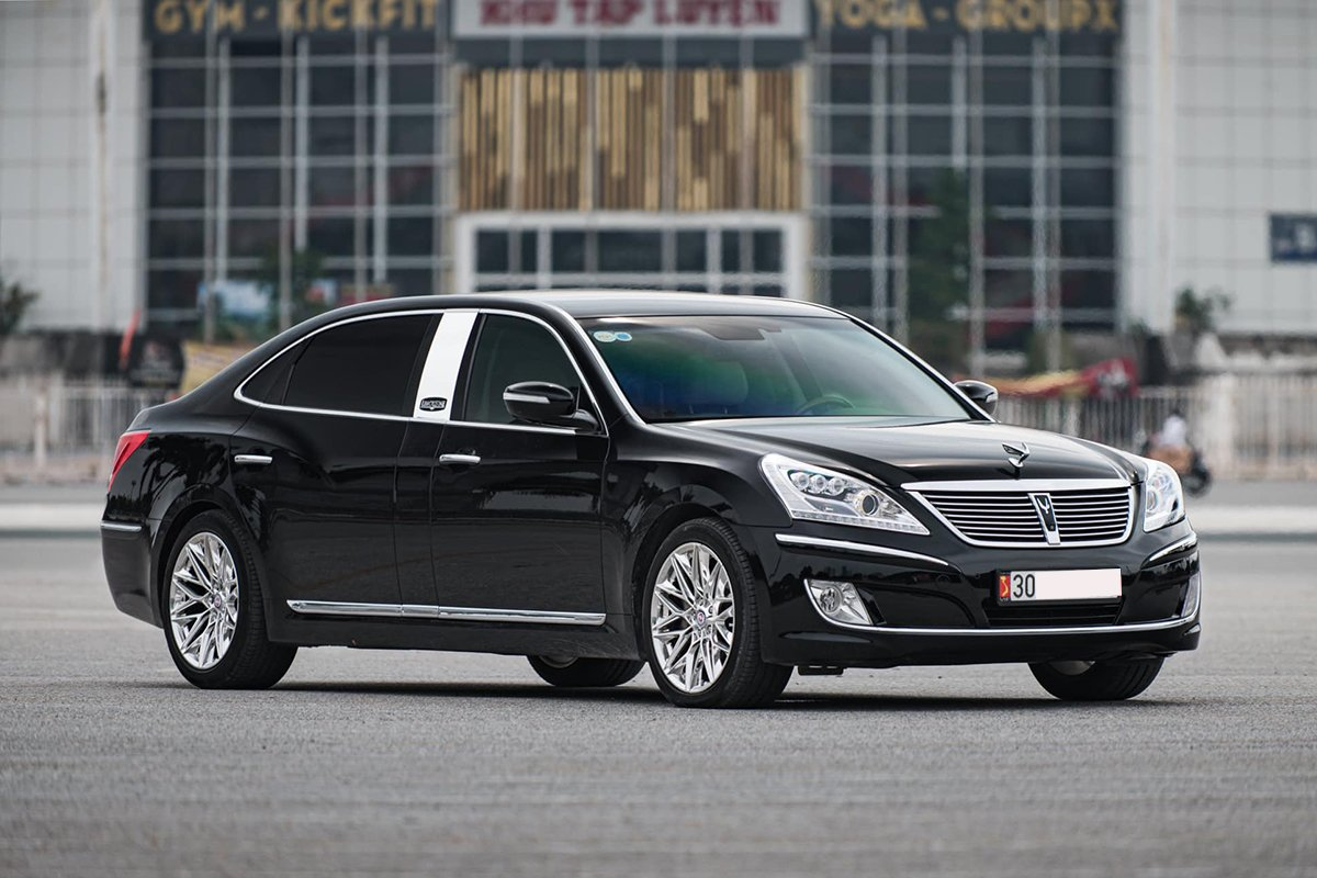 Hyundai equus limousine