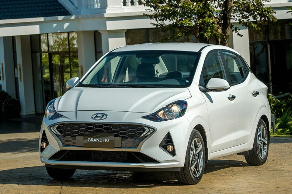 Có nên mua xe Hyundai i10 hay không?