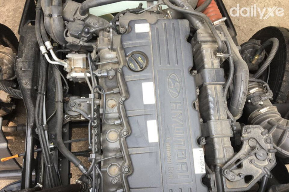 Xe Tải Hyundai HD240 được trang bị động cơ D6GA
