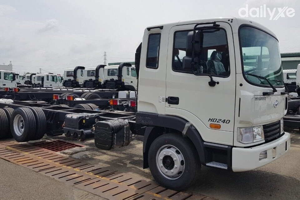 Xe Tải Hyundai HD240 dòng xe tải hạng nặng