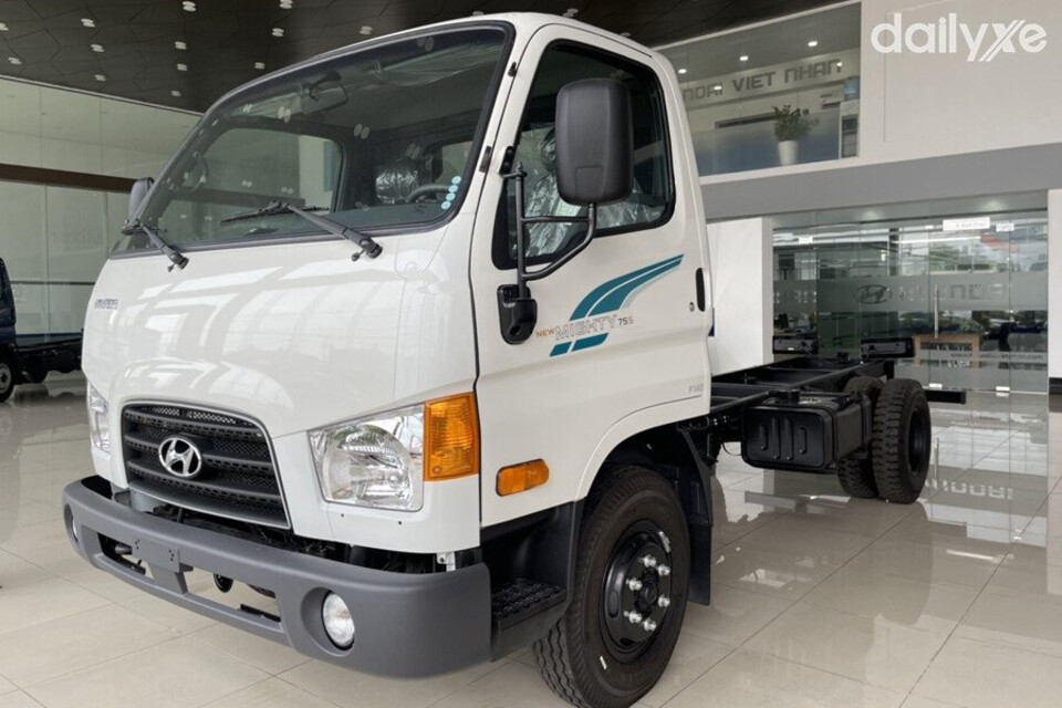 Hyundai New Mighty 75S sử dụng loại sơn tĩnh điện hiện đại
