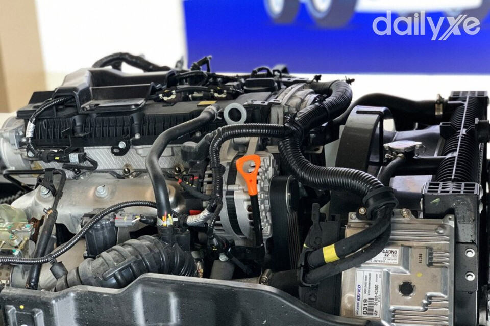 Hyundai Mighty EX8 GT trang bị khối động cơ D4CC vận hành mạnh mẽ