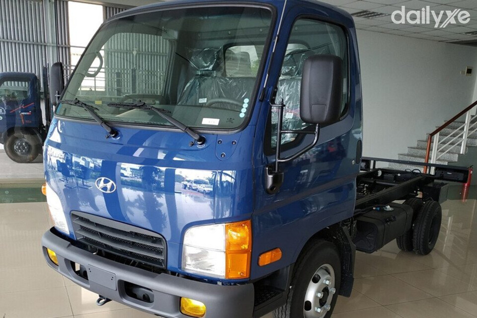 Kính xe cong nhằm giảm thiểu tối đa lực cản của gió