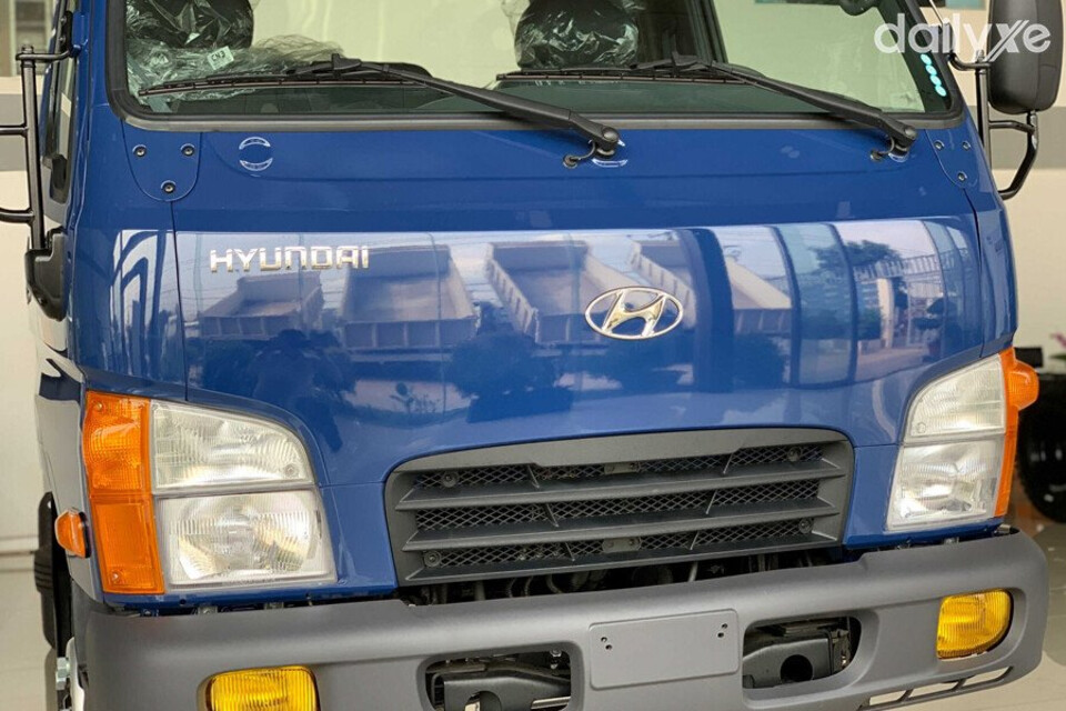 Đầu xe thiết kế tinh tế đậm chất tính khí động học