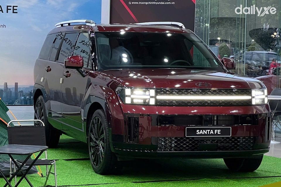 Ngoại thất Hyundai SantaFe