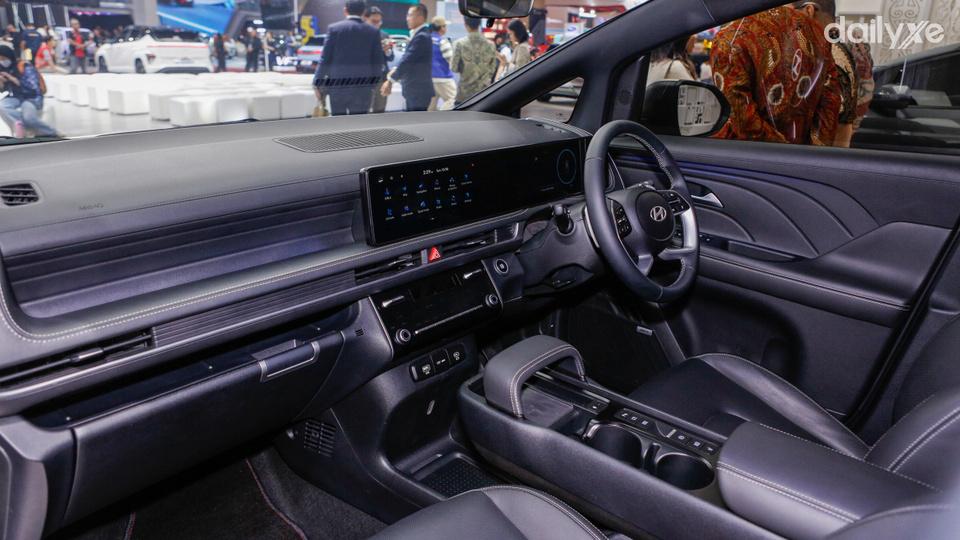 Khoang lái của Stargazer mới được tinh chỉnh