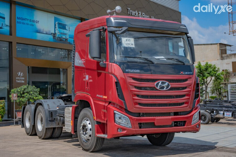 Hyundai Xcient GT sử dụng bảng màu thịnh hành