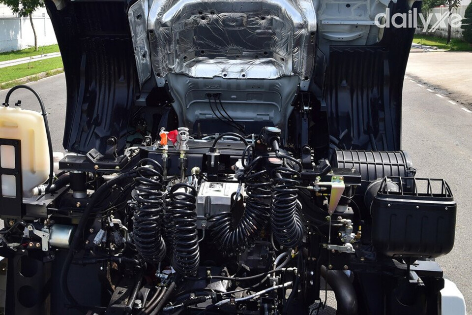 Trang bị khối động cơ diesel isuzu bền bỉ có hiệu suất cao