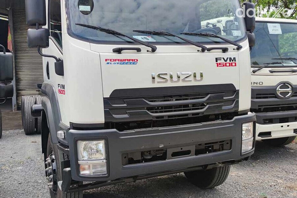 Mặt calang hầm hố được thiết kế cầu kỳ
