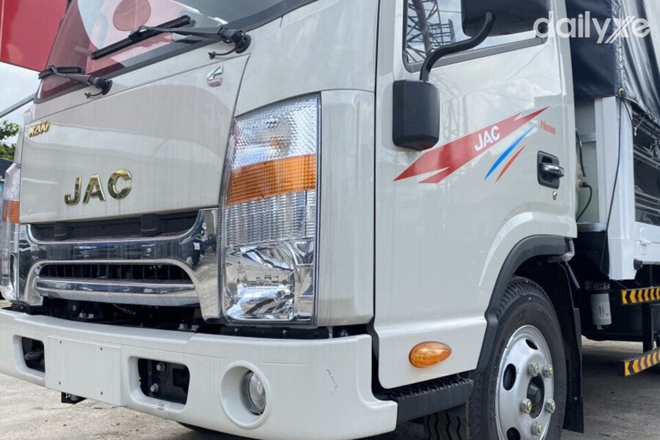Đèn chiếu sáng thiết kế hiện đại