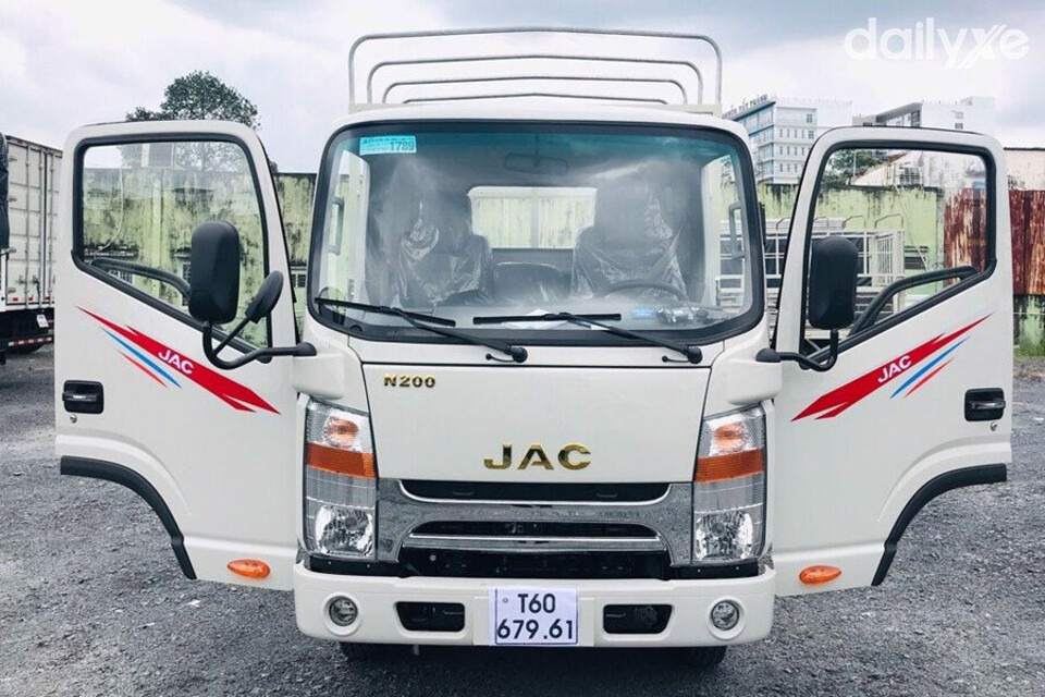 Đầu xe thiết kế hình khối hộp vuông vắn