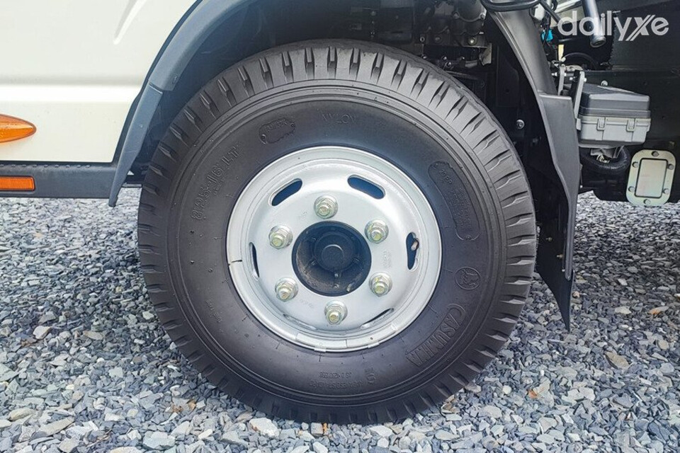 Lốp xe vận hành bền bỉ và chịu tải tốt