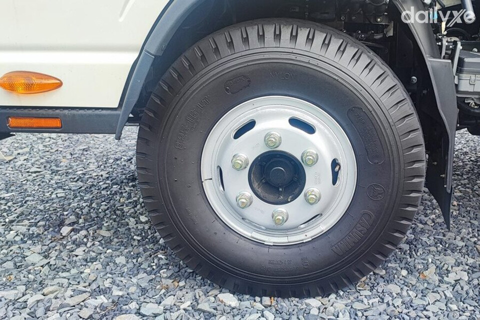 Lốp xe an toàn với khả năng bám đường tốt