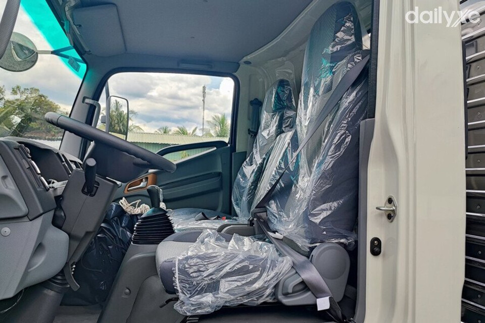 Không gian cabin thoải mái rộng rãi