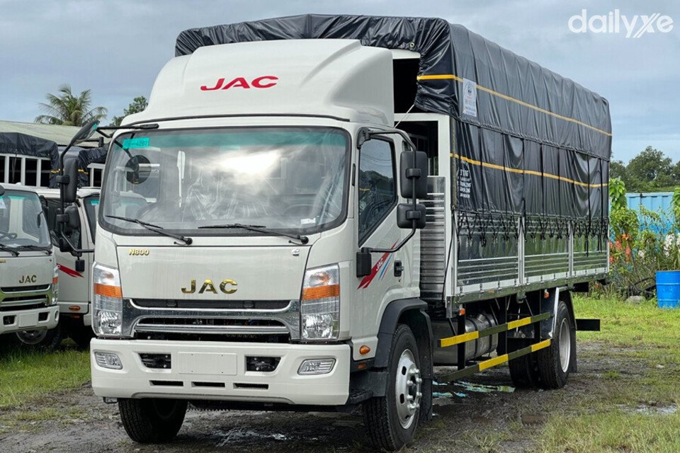 Dòng xe tải hạng nặng JAC N800 vận hành bền bỉ
