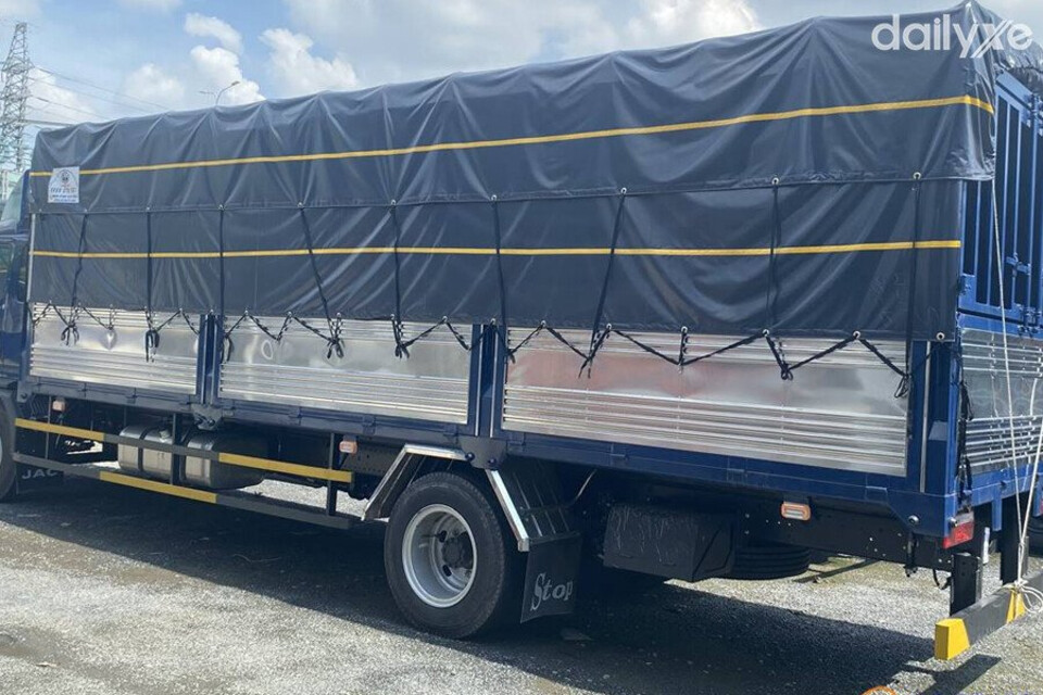 Thùng xe vuông vắn chuyển vận đa dạng mặt hàng