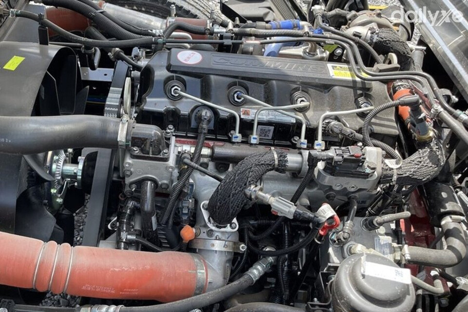 Khối động cơ khả năng vận hành vượt trội trên mọi địa hình