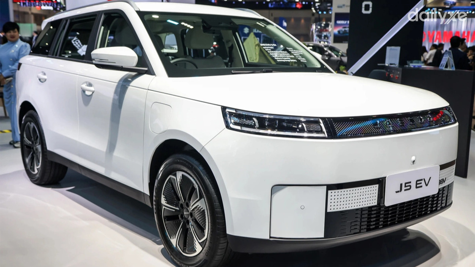 Jaecoo J5 EV mang đậm phong cách xe điện hiện đại