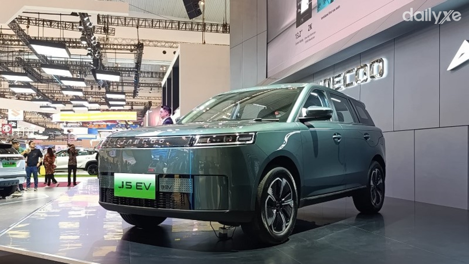 Jaecoo J5 2025 ra mắt Đông Nam Á