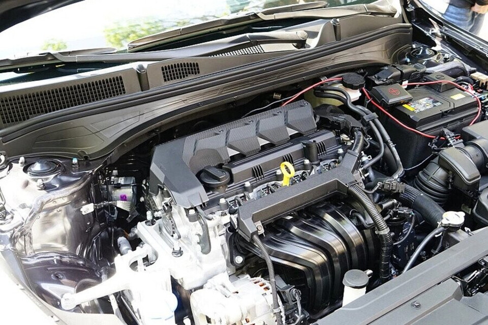 KIA K3 được trang bị động cơ xăng vận hành êm ái