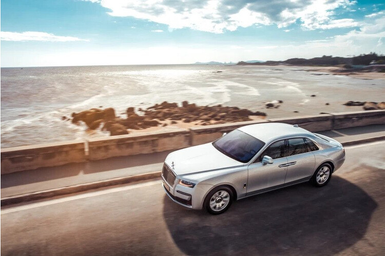 Khám phá Rolls-Royce Ghost 2021 chính hãng giá gần 30 tỷ tại Việt Nam kham pha rolls-royce ghost 2021 chinh hang gia gan 30 ty tai viet nam