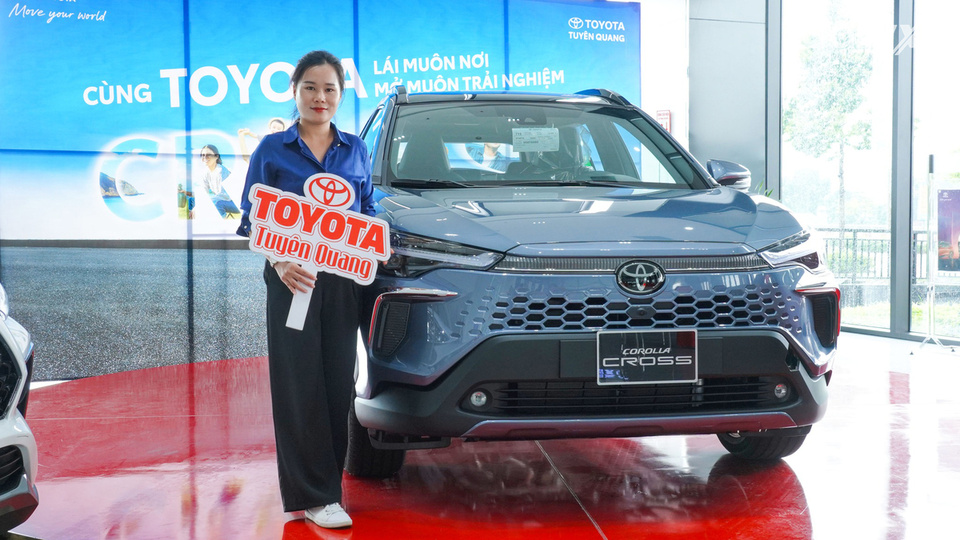 Phòng trưng bày xe của showroom Toyota Tuyên Quang