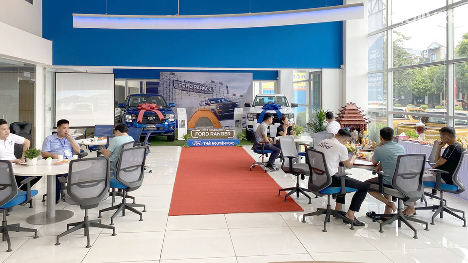 Showroom Ford Thái Nguyên