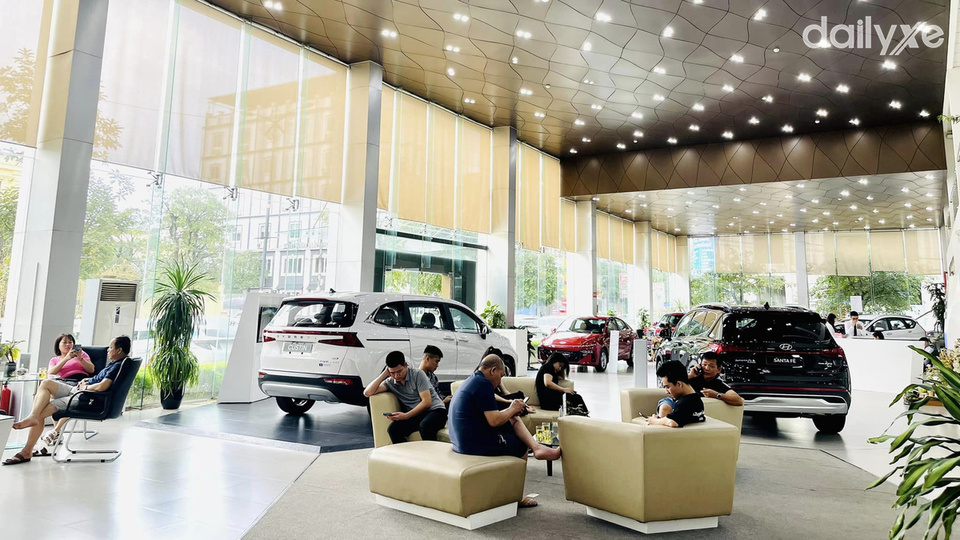 Showroom Hyundai Phổ Yên