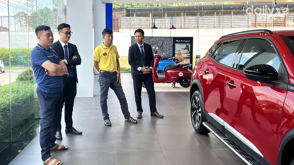 Showroom Peugeot Bình Dương