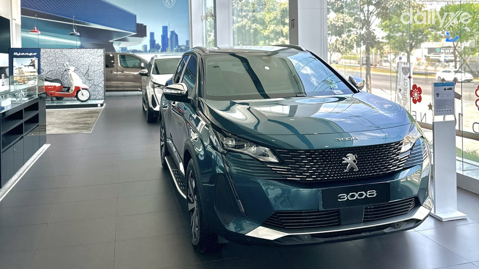 Phòng trưng bày của showroom Peugeot Bình Tân