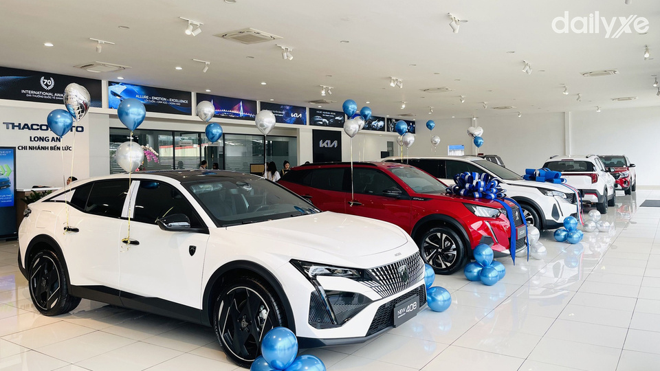 Phòng trưng bày của showroom Peugeot Long An