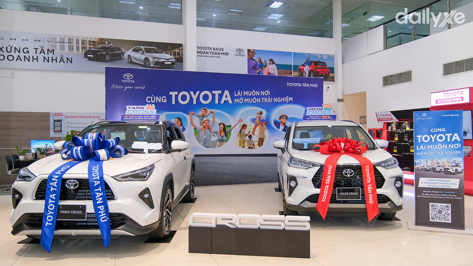 Phòng trừng bày của đại lý Toyota Tân Phú