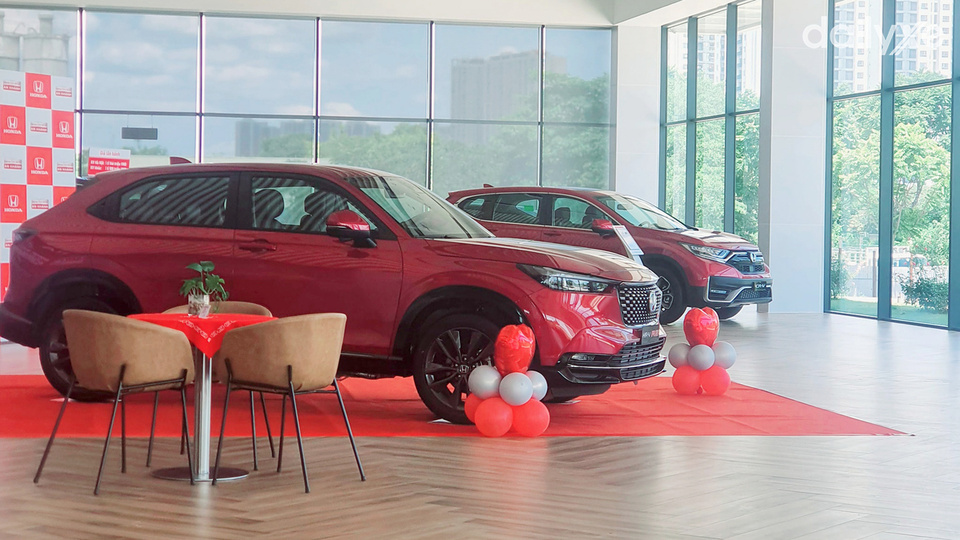 Showroom Honda Ôtô Phạm Văn Đồng