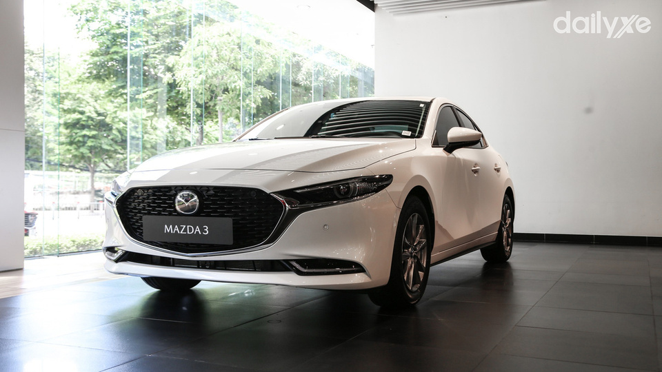 Khu vực trưng bày xe của Mazda Đà Nẵng