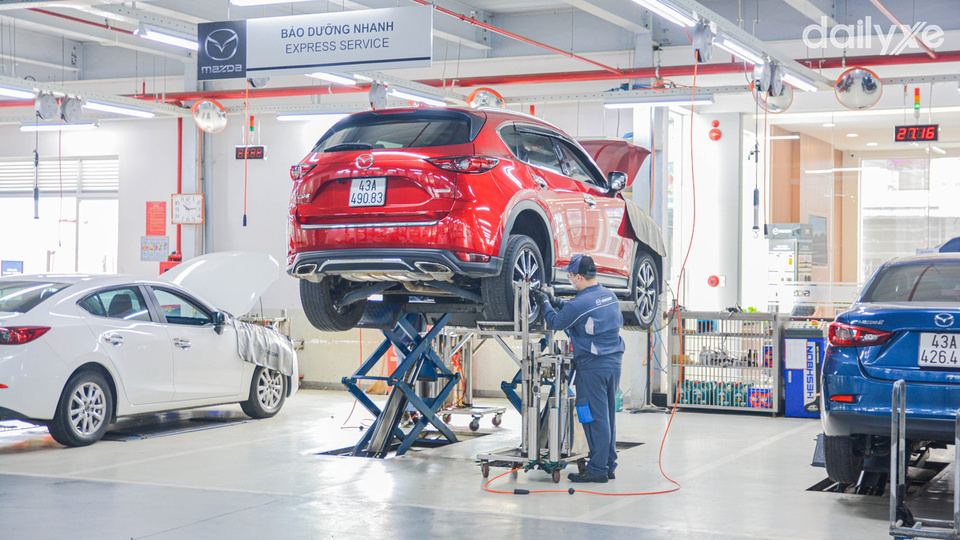 Khu vực xưởng dịch vụ của đại lý Mazda Đà Nẵng